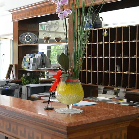 Suisse 3* Marina di Pietrasanta