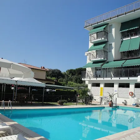 Suisse Hotell Marina di Pietrasanta